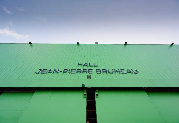 Jean-Pierre Bruneau donne son nom à la Halle G de Mabru